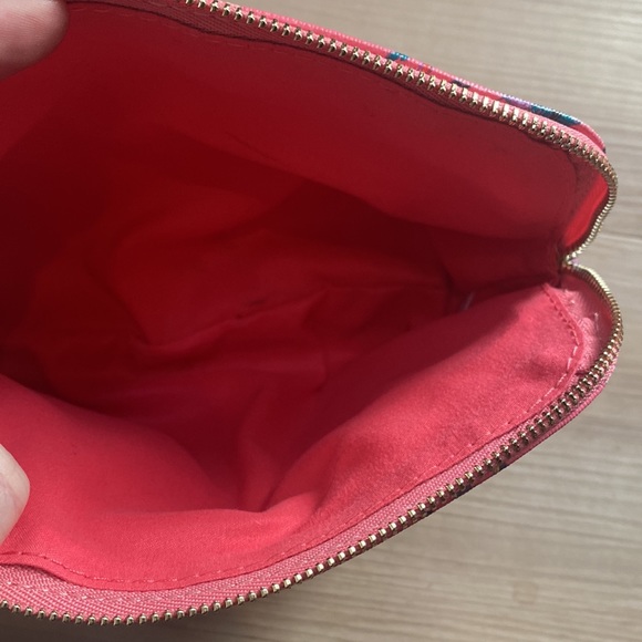 Two Adorable Small Bags/Clutch Bundle - Picture 5 of 8